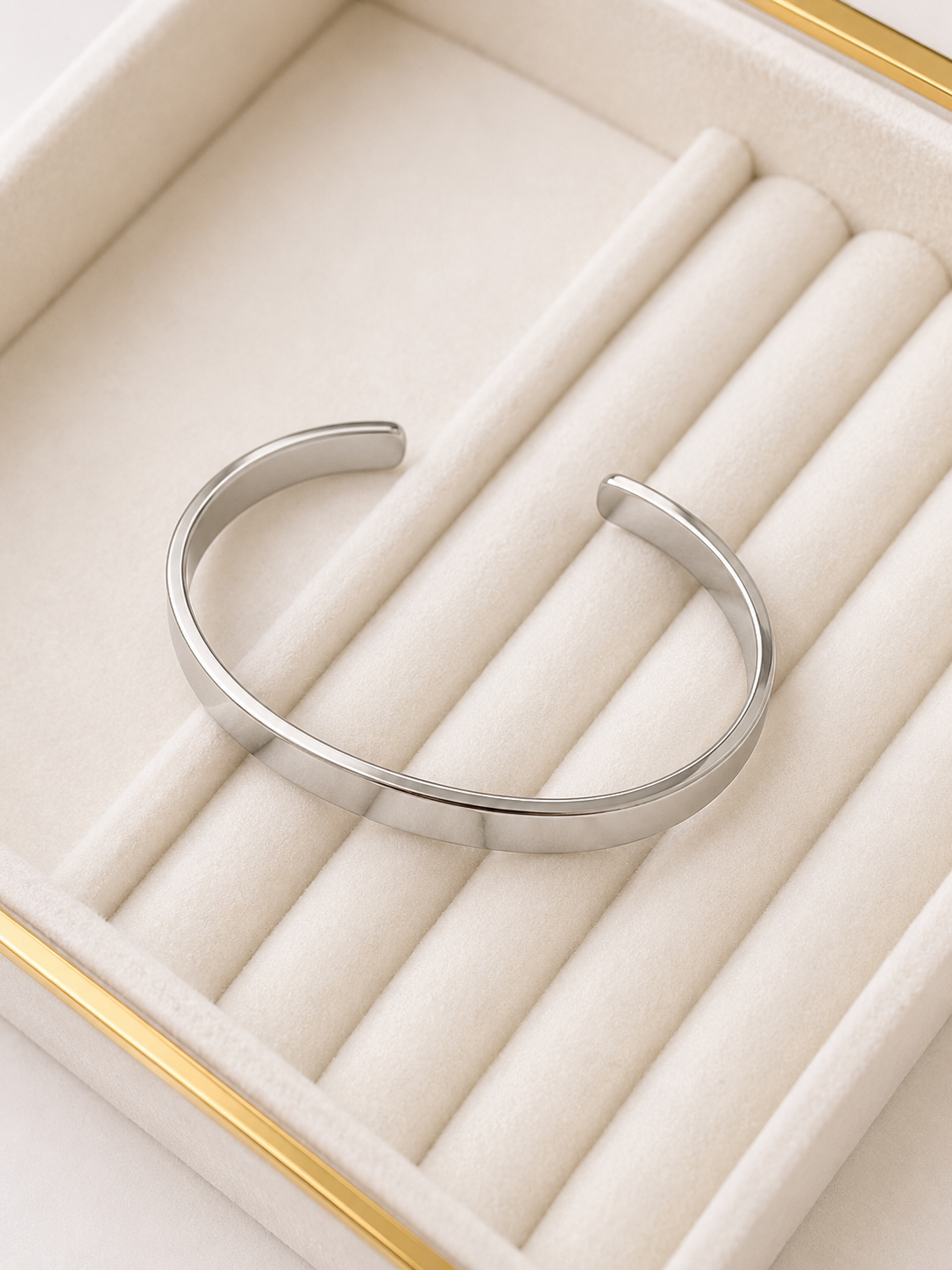 Pulsera tipo Esclava 6mm.