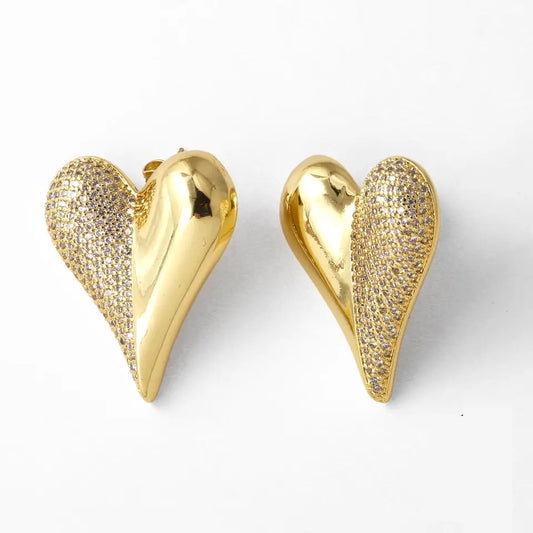 Pendientes Corazón Divino en Oro