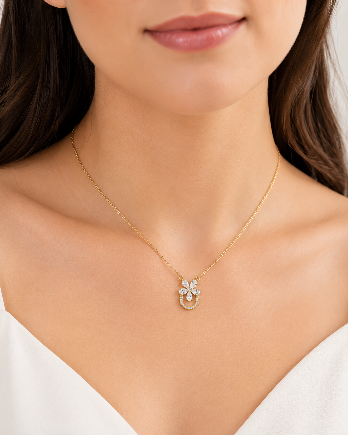 Collar Flor Brillante