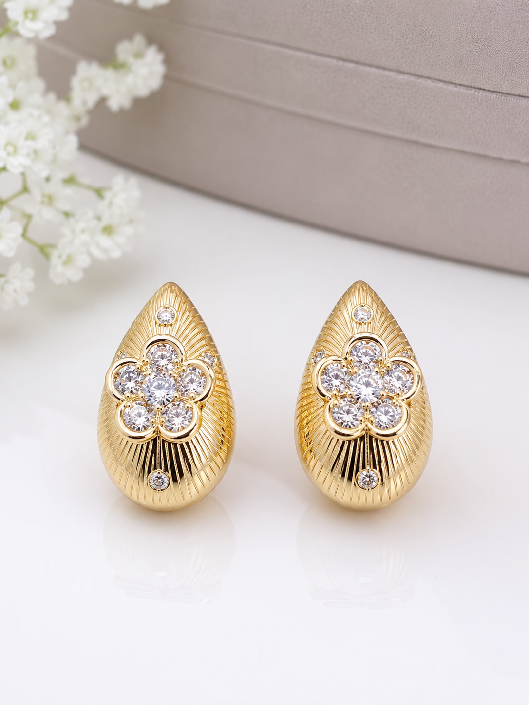 Aros Camelia