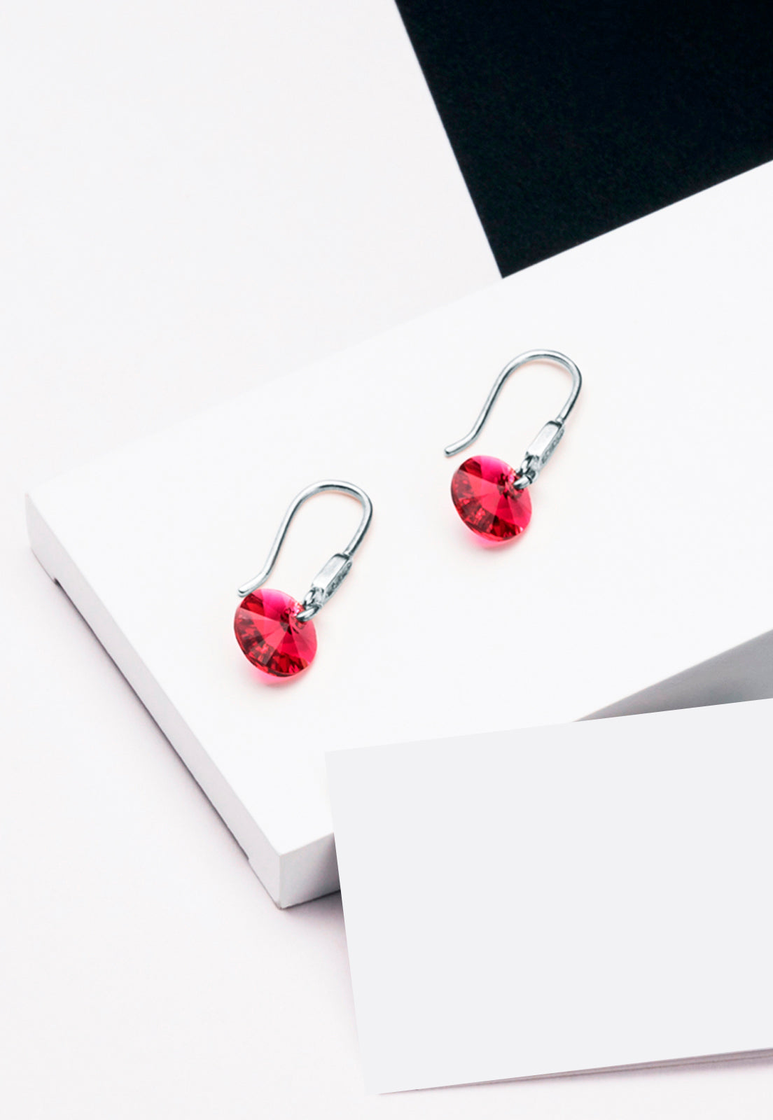 Aros Punto de Luz Circón Plata Italiana 925 y Cristal Genuino Siam